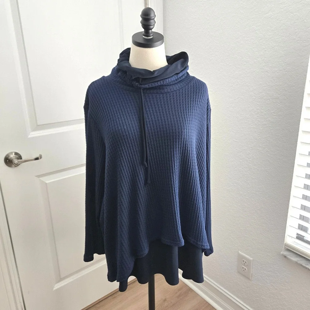 Sympli Navy Blue Waffle Knit Cowl‎ Neck Split Back Layered Sweater Size 10